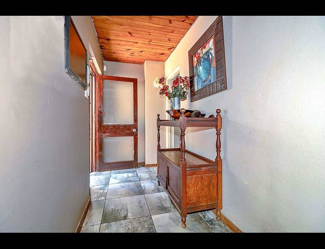 4 BEDROOM FREEHOLD SOLD IN FOREST HILLS